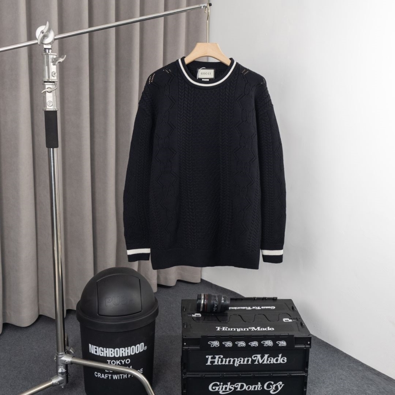 G*u*i sweaters